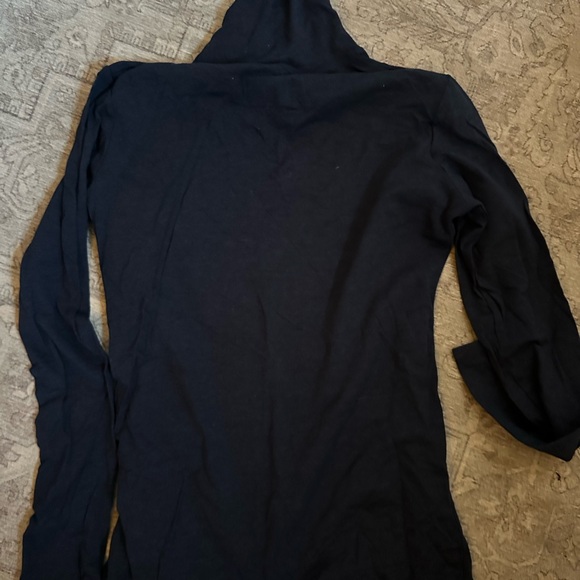 Free Label turtleneck - Picture 2 of 4